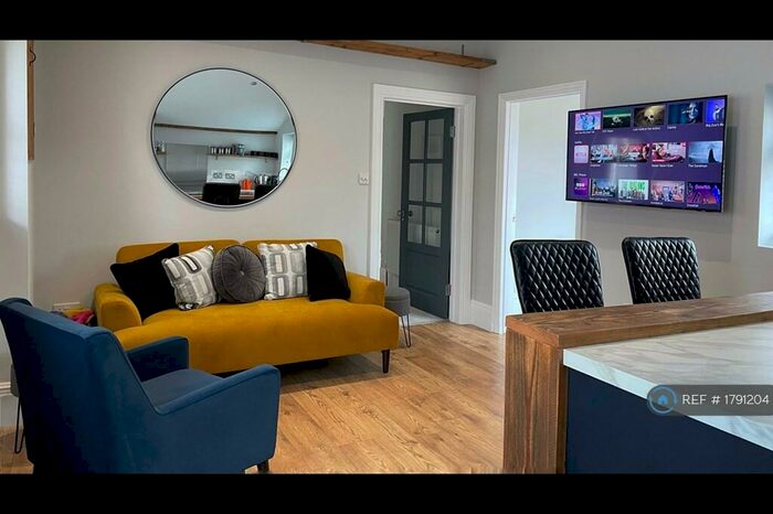 2 Bedroom Flat To Rent In Seaward Avenue, Southbourne, BH6