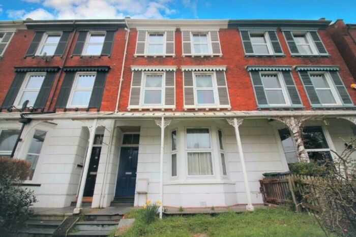 Studio To Rent In Old Tiverton Road, Exeter, EX4