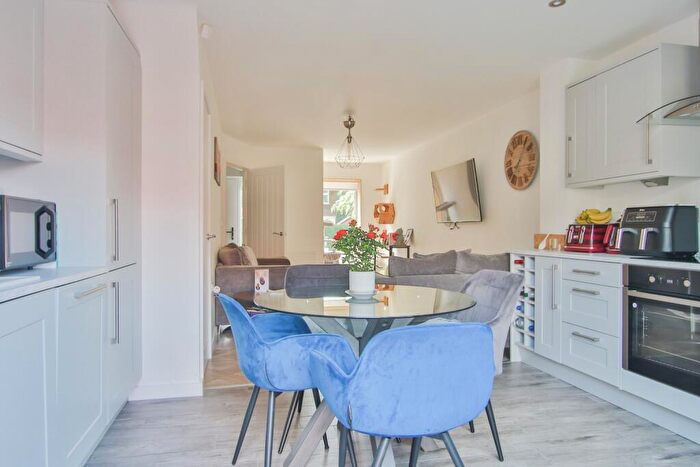 3 Bedroom Terraced House For Sale In Thwaite Street, Cottingham, HU16