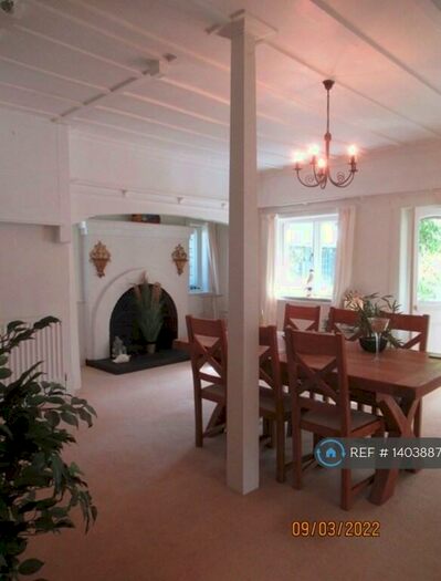 3 Bedroom Flat To Rent In Maxwell Road, Poole, BH13