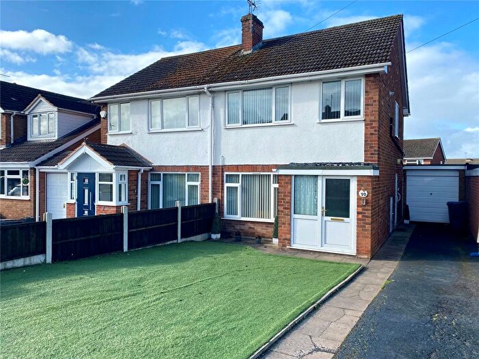 3 Bedroom Semi-detached House For Sale In Churchfield Close, Coven, Wolverhampton, Staffordshire, WV9