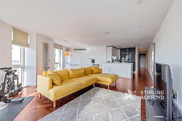 2 Bedroom Apartment To Rent In City Road, London, EC1V