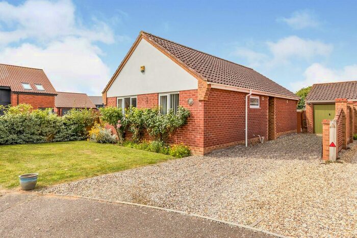 2 Bedroom Bungalow To Rent In Ringwood Close, Little Melton, Norwich, NR9