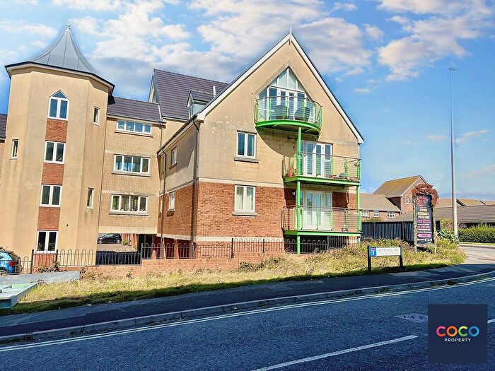 3 Bedroom Property For Sale In Passage Close, Weymouth, DT4