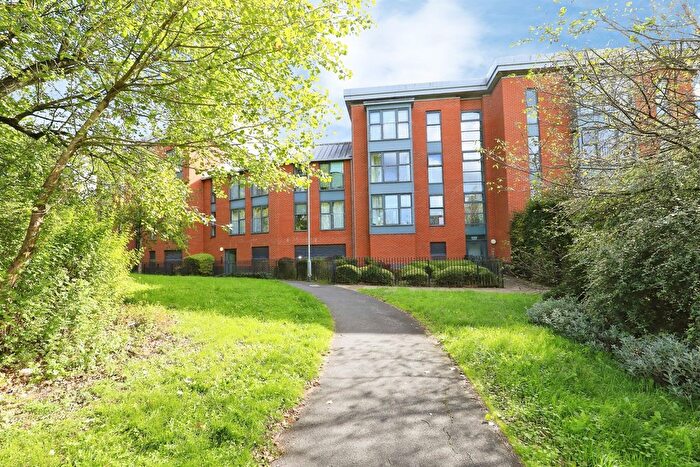 2 Bedroom Flat For Sale In Rothesay Gardens, Monmore Grange, Wolverhampton, WV4