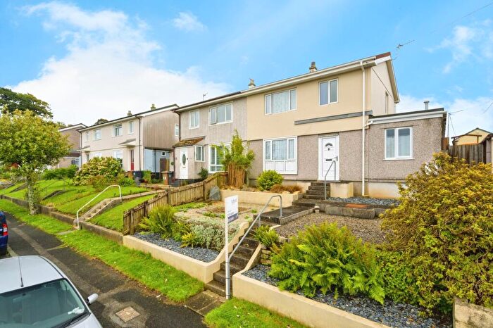 3 Bedroom Semi-Detached House For Sale In Byron Avenue, Plymouth, Devon, PL5