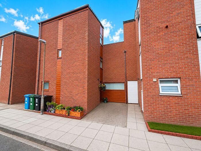 4 Bedroom Terraced House For Sale In Willow Hey, Skelmersdale, WN8
