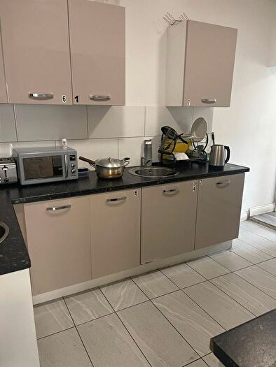 8 Bedroom Detached House To Rent In Wyley Road, Coventry, CV6