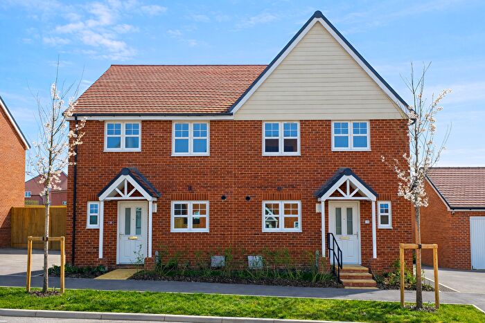 3 Bedroom Semi-detached House For Sale In Off Thanet Way, Whitstable, CT5