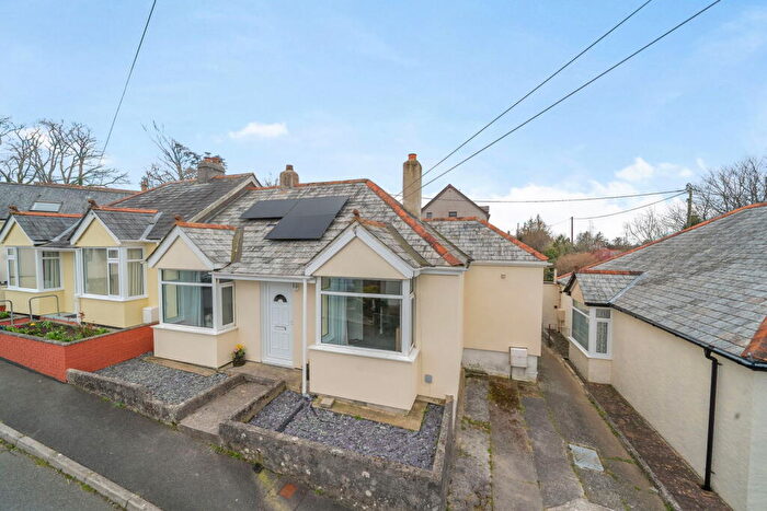 2 Bedroom Semi-Detached Bungalow For Sale In Mount Wise, Launceston, PL15