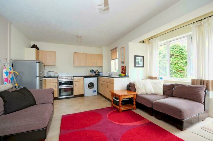 1 Bedroom Semi-Detached House To Rent In Launton Meadows, Bicester, OX26