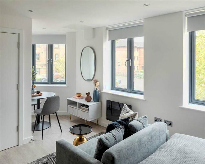 Flat To Rent In Romford Road London, E15