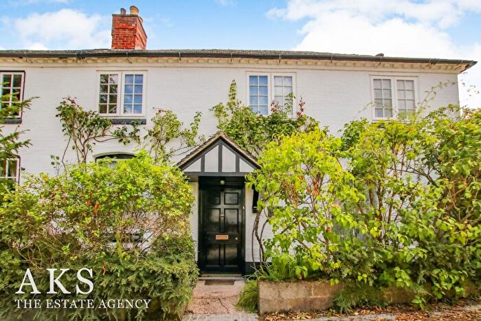 3 Bedroom Cottage For Sale In Mosley Mews, Rolleston-On-Dove, DE13
