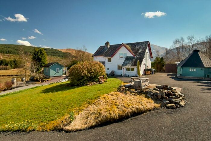 4 Bedroom Detached House For Sale In The Lodge House, Crianlarich, Perthshire, FK20