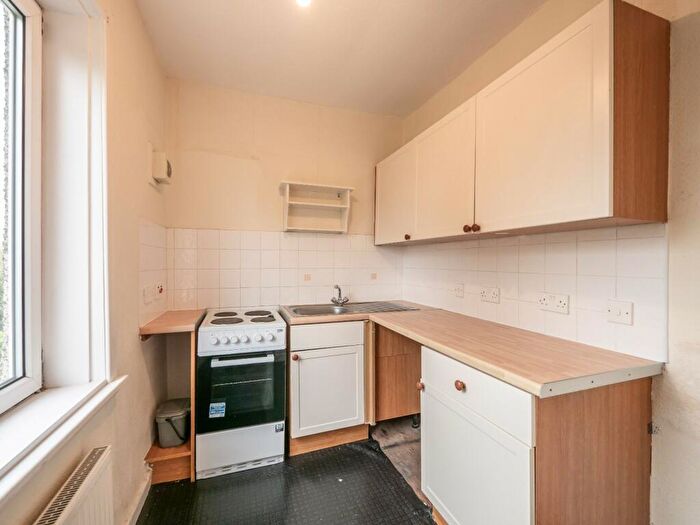 2 Bedroom Flat For Sale In Carrick Knowe Road, Edinburgh, EH12