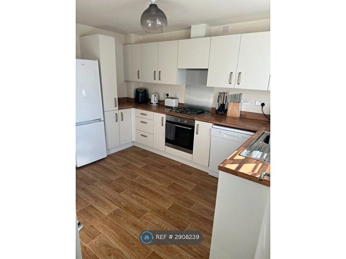 2 Bedroom Semi-Detached House To Rent In Foxglove Close, Bolsover, Chesterfield, S44