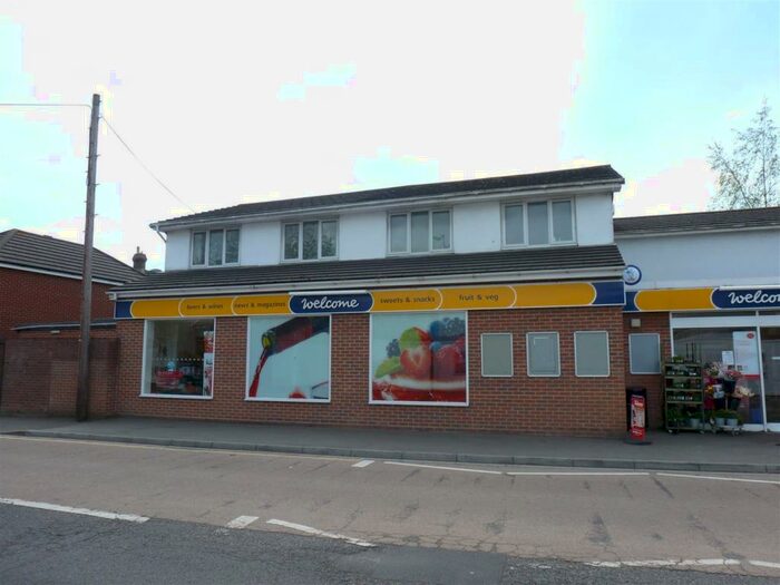 Studio To Rent In East Cowes, Isle Of Wight, PO32