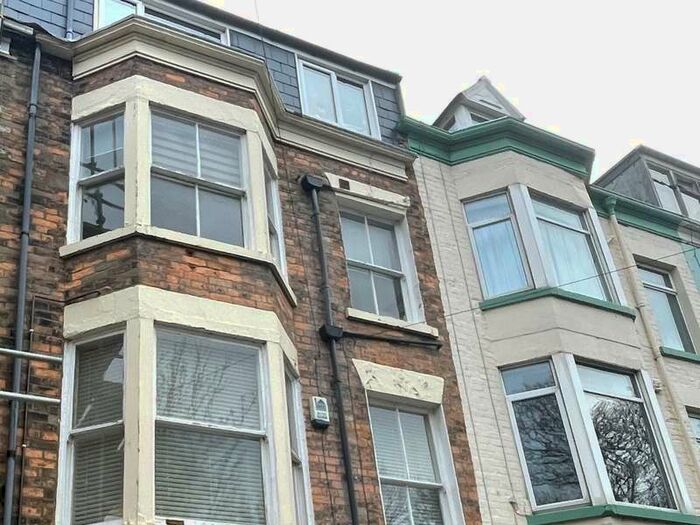 1 Bedroom Flat To Rent In Trafalgar Square, Scarborough, YO12
