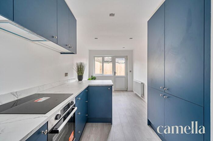 2 Bedroom Terraced House For Sale In Durley Park, Bath, BA2