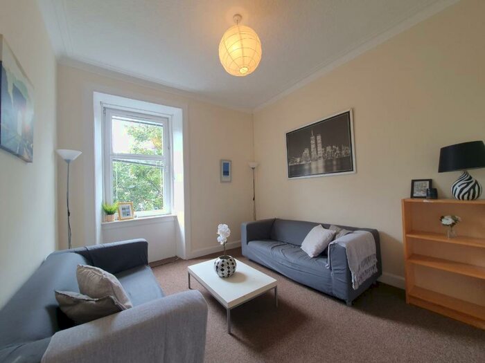4 Bedroom Flat To Rent In Brunswick Street, New Town, Edinburgh, EH7