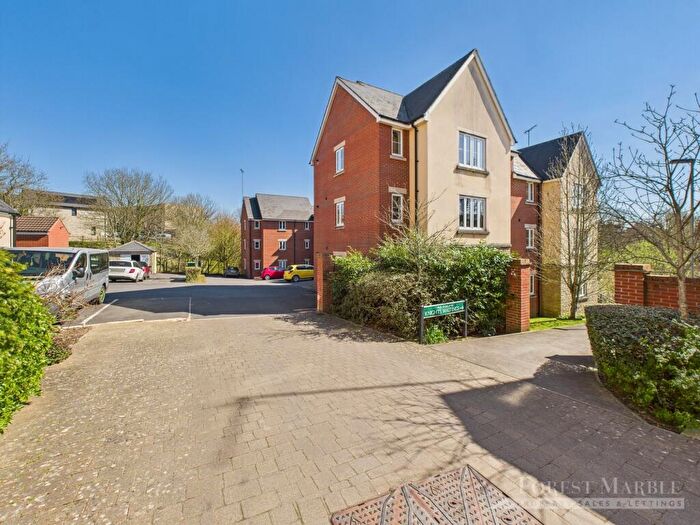 1 Bedroom Flat To Rent In Providence Court, Frome, BA11