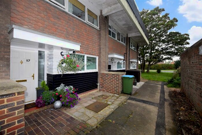 2 Bedroom Terraced House To Rent In Amberley Drive, Bognor Regis, West Sussex, PO21