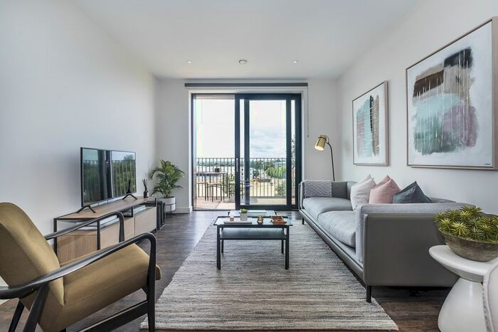 1 Bedroom Flat To Rent In Grenan Square, Greenford UB6