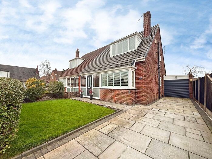 3 Bedroom Semi Detached House For Sale In Conway Drive, Fulwood, PR2