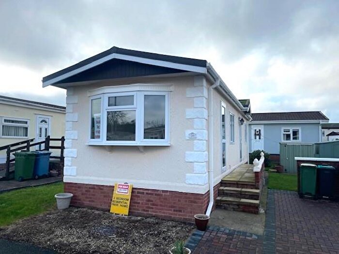 2 Bedroom Park Home For Sale In Old Mill Lane, Forest Town, NG19