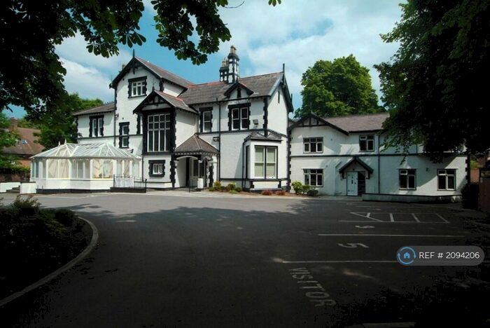 2 Bedroom Flat To Rent In Erlscote, Liverpool, L18