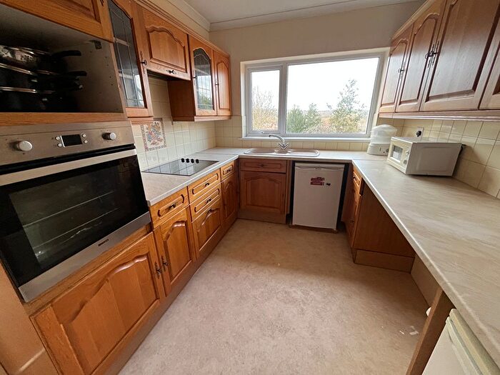 2 Bedroom Flat To Rent In Larkhill, Kidderminster, DY10