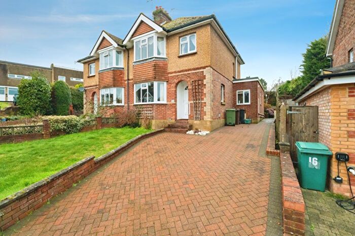 3 Bedroom Semi Detached House For Sale In Heskett Park, Tunbridge Wells, TN2