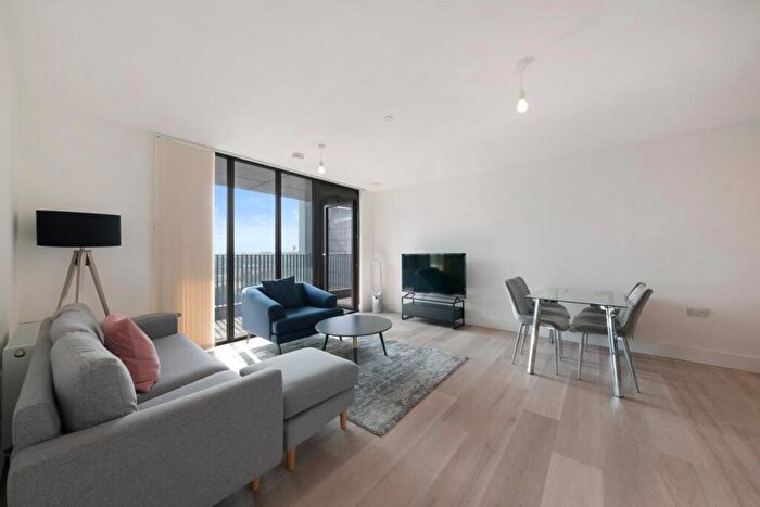 2 Bedroom Apartment For Sale In Corn House, Marshgate Lane, E15