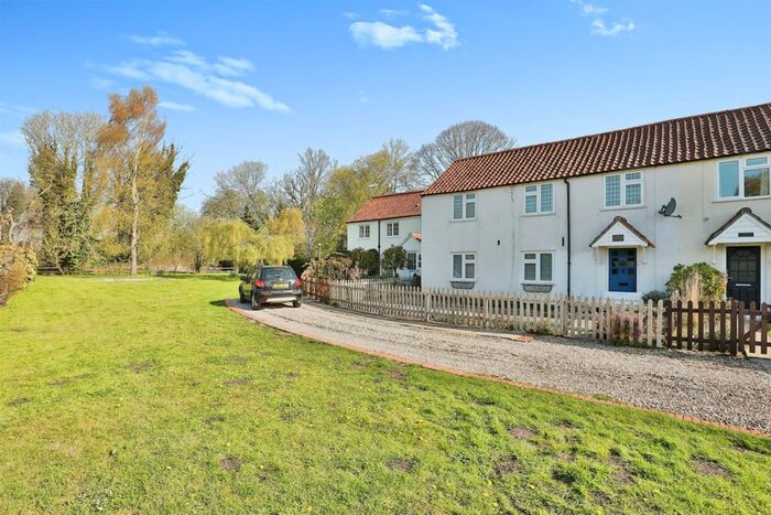 3 Bedroom Property For Sale In Church Road, Worthing, Dereham, NR20