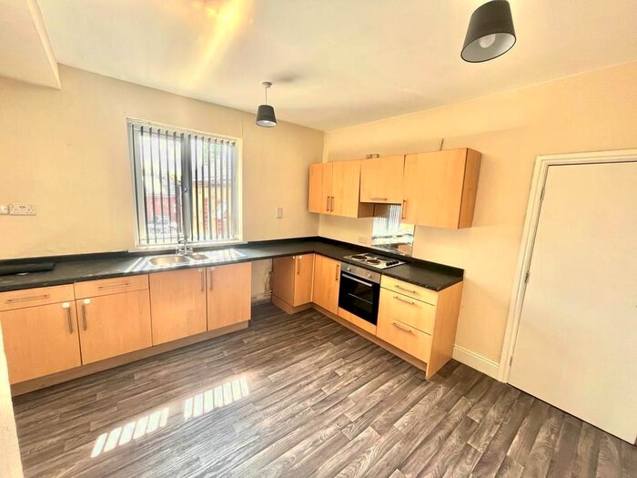 2 Bedroom Flat To Rent In Main Street, Bulwell, Nottingham, NG6