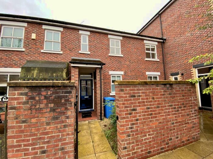 1 Bedroom Flat To Rent In Old Oak Street, Manchester, M20