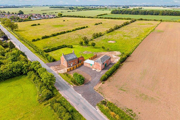 Barn Conversion For Sale In Leagate Road, Gipsey Bridge, Boston, Lincolnshire, PE22