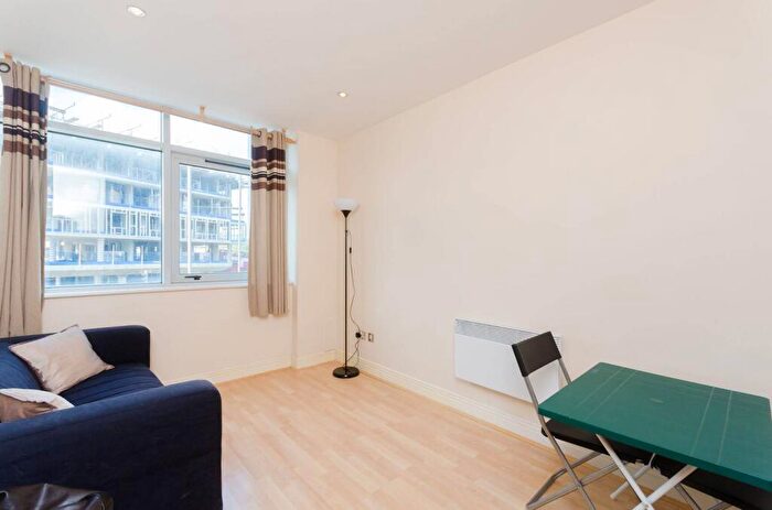 1 Bedroom Flat To Rent In Gerry Raffles Square, Stratford, London, E15