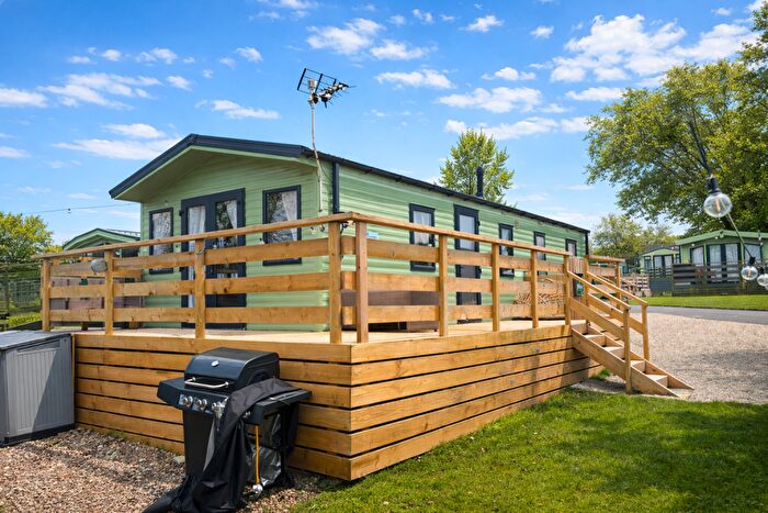 3 Bedroom Caravan For Sale In Mill Ln, Appleby-in-Westmorland, CA16