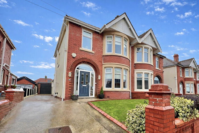 3 Bedroom Semi-Detached House For Sale In Norfolk Avenue, Bispham, FY2