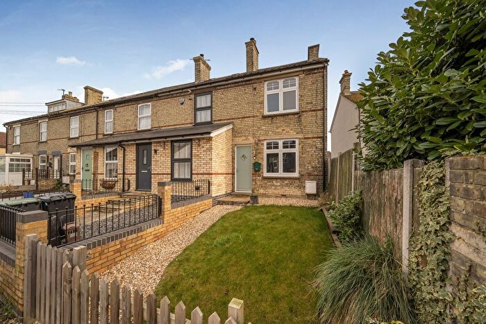 2 Bedroom Terraced House For Sale In High Street, Arlesey, SG15