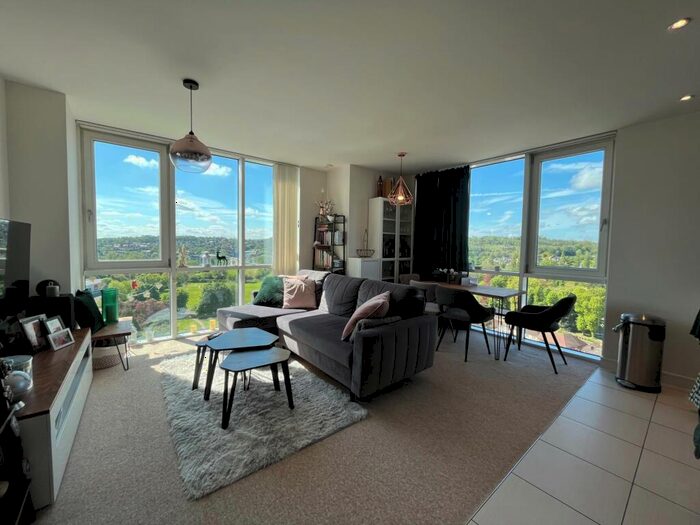 1 Bedroom Apartment To Rent In K D Tower, Cotterells, HP1