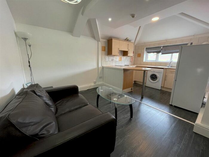 1 Bedroom Flat To Rent In Northcote Street, Cathays, Cardiff, CF24