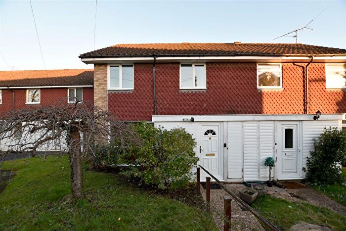 3 Bedroom Semi Detached House To Rent In Burnham Drive, Reigate, RH2