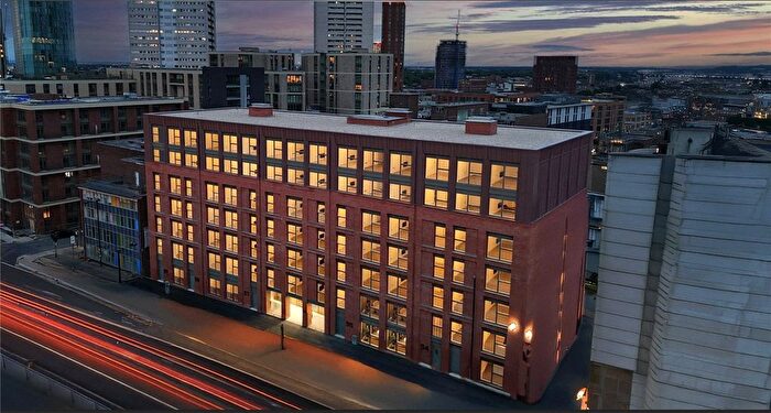 2 Bedroom Flat For Sale In Chapmans Yard, Upper Gough Street, Birmingham, West Midlands, B1