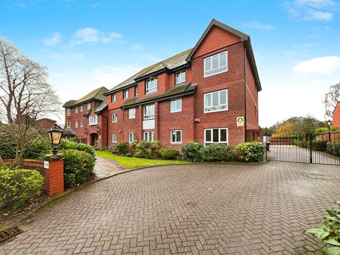 2 Bedroom Retirement Property For Sale In Barlow Moor Road, Didsbury, Manchester, M20