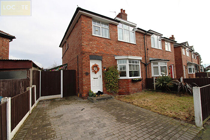 3 Bedroom Semi Detached House For Sale In Devon Road, Cadishead, M44