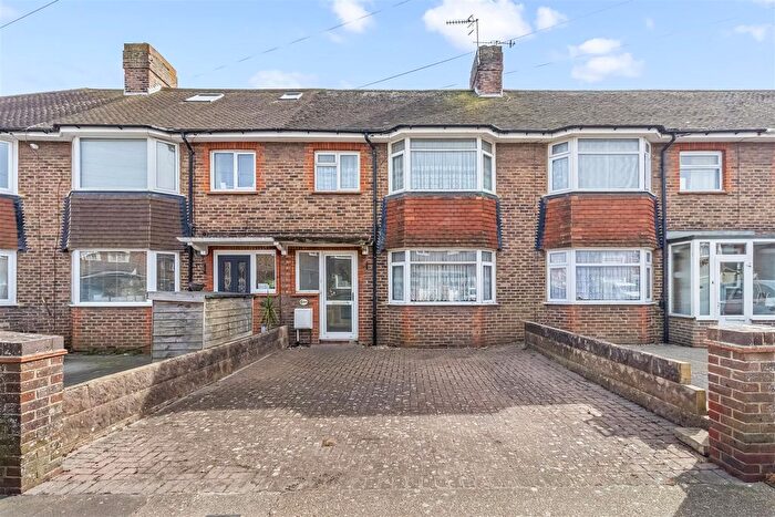 3 Bedroom Terraced House For Sale In Guildford Road, Worthing, BN14
