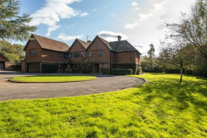 7 Bedroom Detached House To Rent In Horseshoe Lane, Cranleigh, GU6