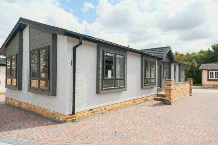 2 Bedroom Park Home For Sale In Crowsheath Estate, Hawkswood Road, CM11
